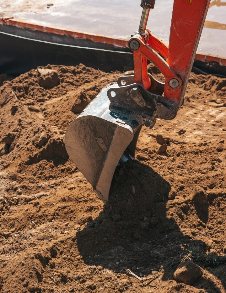 excavator-shovel-digging-on-dirt-2024-12-04-07-45-53-utc 2 (Large) excavator-shovel-digging-on-dirt-2024-12-04-07-45-53-utc 2 (Large)